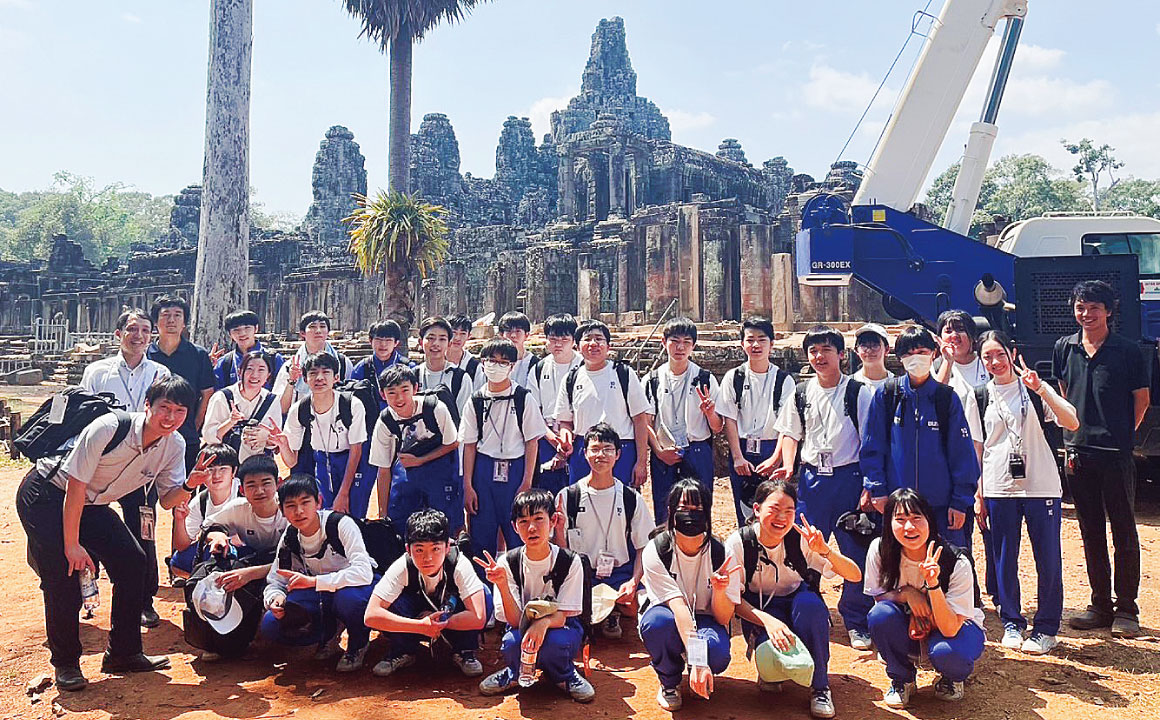 約１週間の行程でカンボジアとベトナムを訪問。異文化と価値観の違いを体感