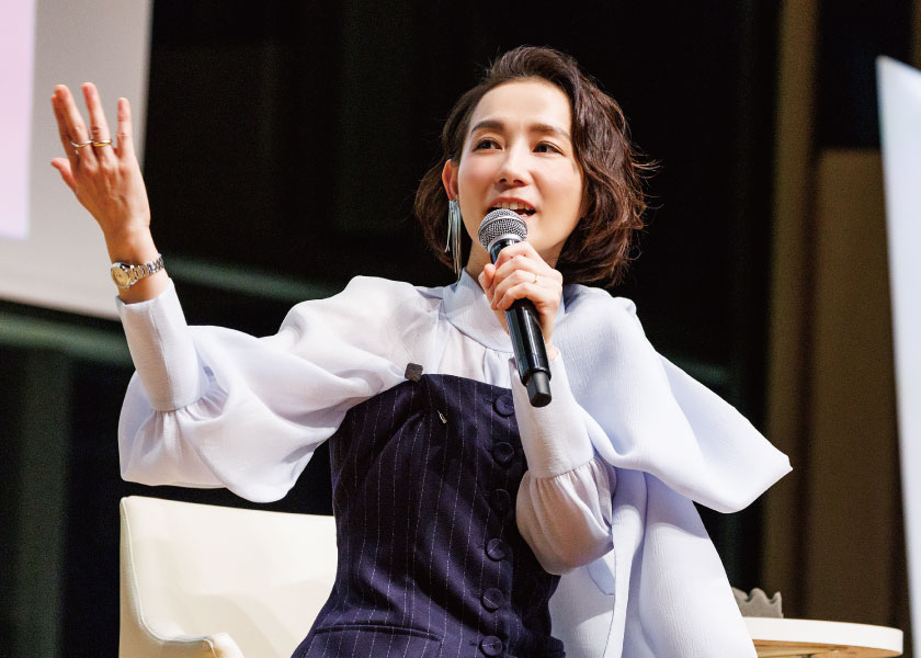 篠原ともえさん
