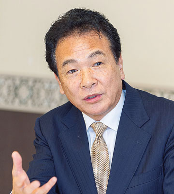 北嶺中・高等学校 校長 谷地田 穣