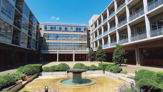 恵泉女学園中学校・高等学校 外観