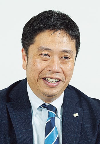沖 孝史