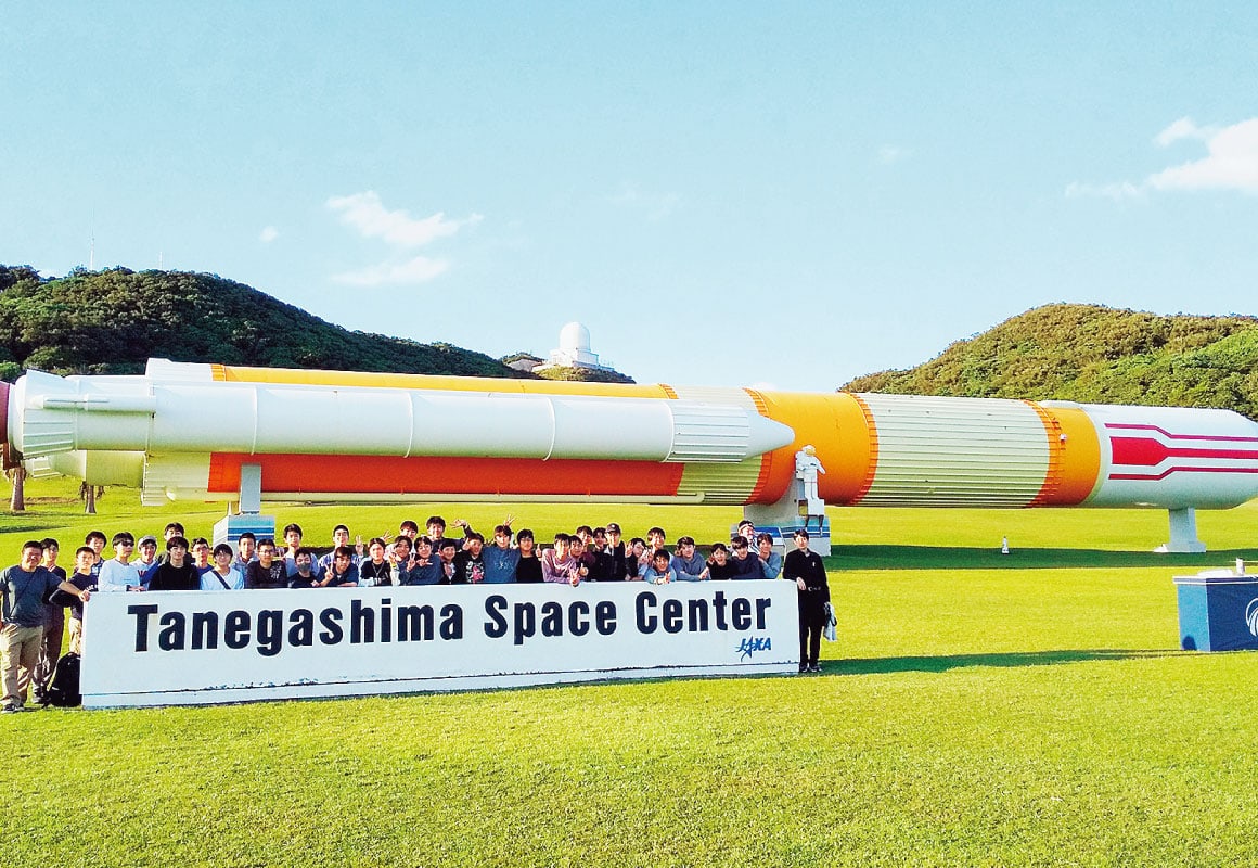 平和・宇宙・生命の3つをテーマにした鹿児島修学旅行。種子島宇宙センターで壮大なスケールの発射場やロケットを見学