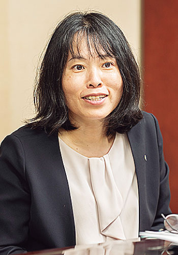 濱野 加代子