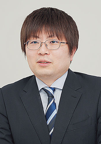 谷垣 諭志