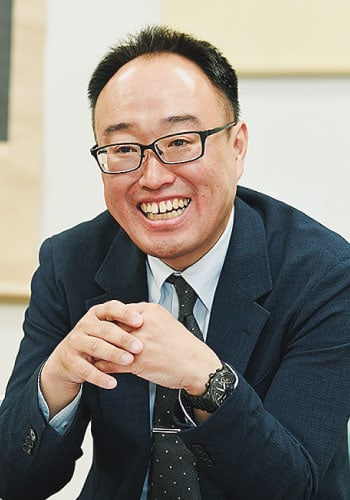 大江 基史
