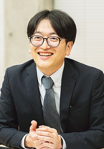 神殿 朋宏
