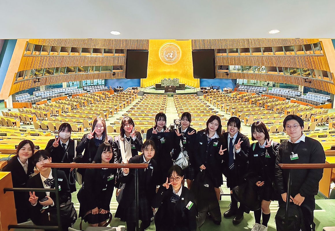 ニューヨーク研修の国連本部訪問。修学旅行、海外留学、語学研修など、異なる文化や価値観に触れる機会が豊富
