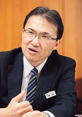稲村 隆雄
