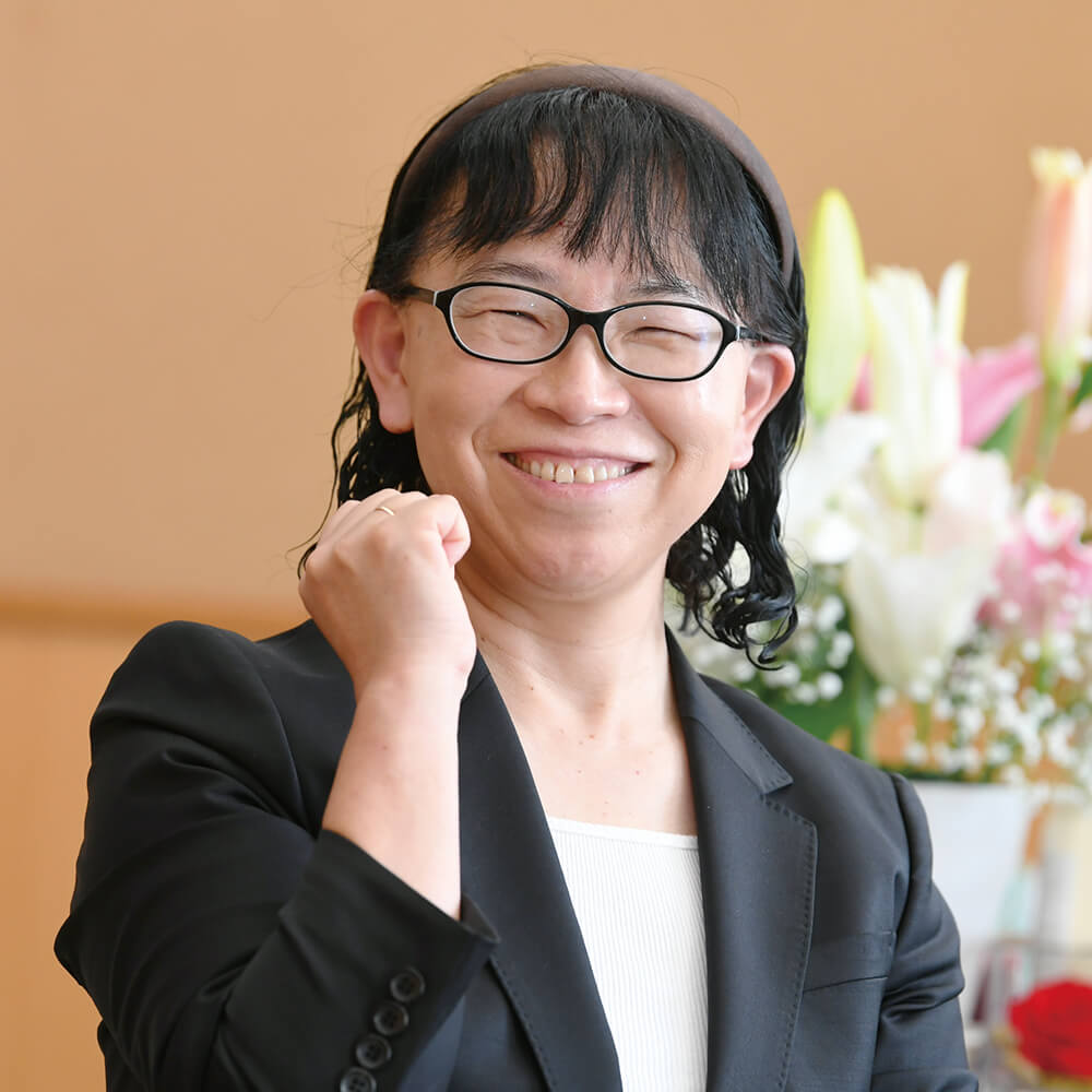 島野 歩 校長