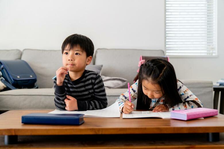 子どもの言葉は世界で一つの作品！写真はイメージです（iStock)