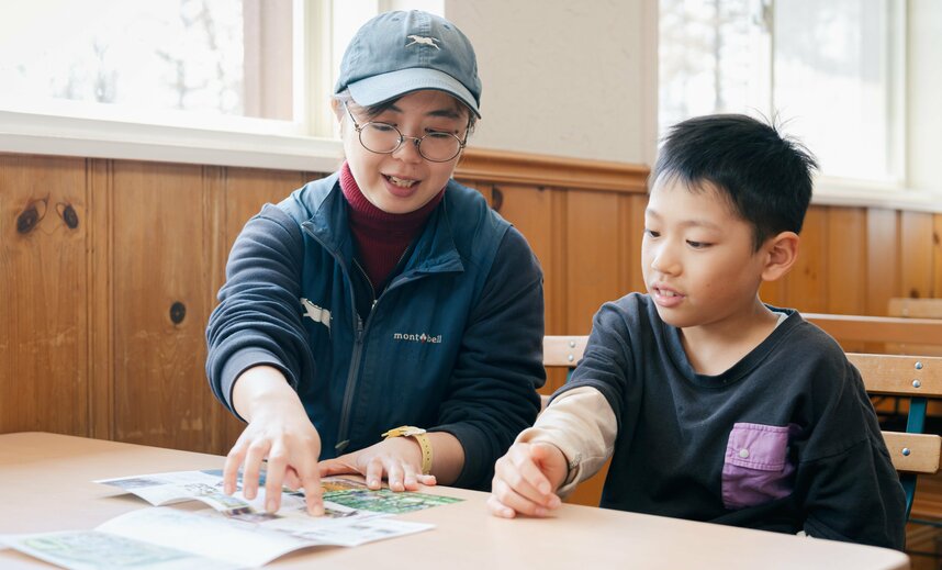 馬の調教も行う田村さん。「馬と接するうえで、メリハリはとても大切。あいまいな態度は、馬に信用してもらえないんです」